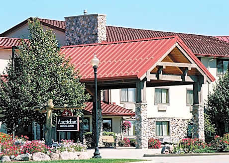 AmericInn by Wyndham Oswego