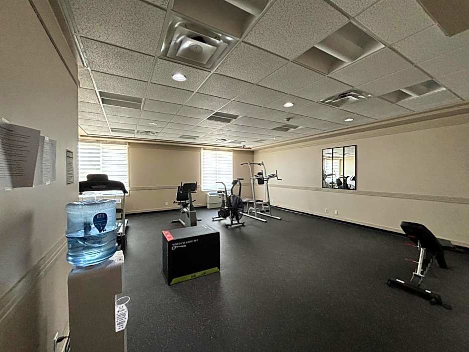 Ramada by Wyndham Estevan