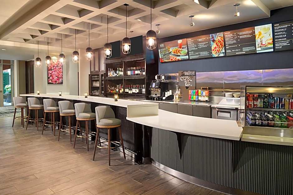 Courtyard by Marriott Washington, DC/Foggy Bottom