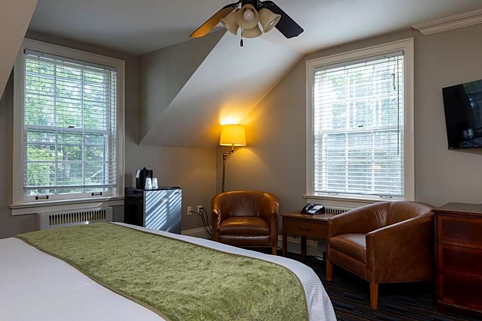 Sherwood Inn
