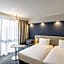 Holiday Inn Express Paris Poissy By IHG