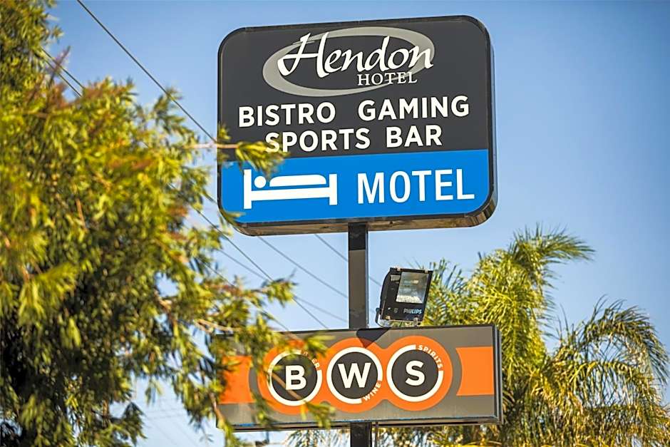 Nightcap at Hendon Hotel