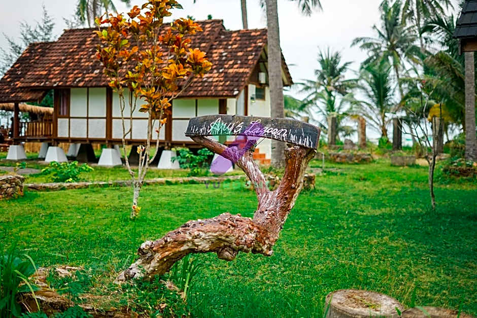 Arys Lagoon Bungalow & Hotel