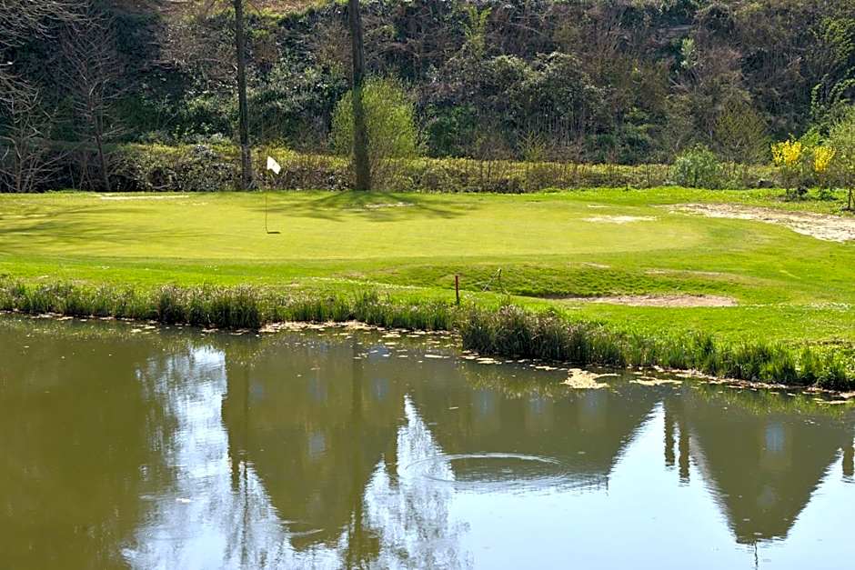 Best Western Golf D'Albon