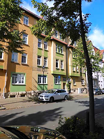 Apartment Goethe, Near center, free WiFi & parking