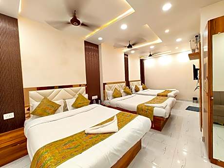 Goroomgo BNK Grand Varanasi Indian Only - Lift and Wifi Facility