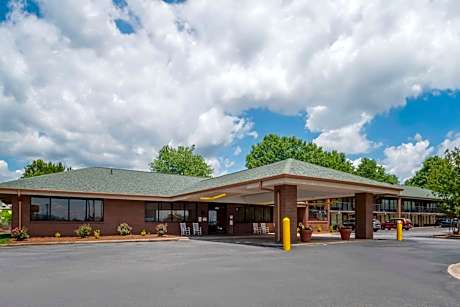 Quality Inn near Speedway