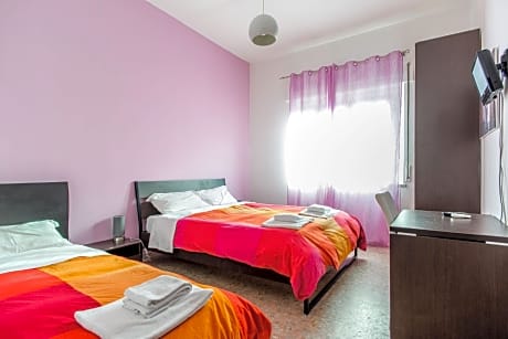 Quintuple Room with Shared Bathroom