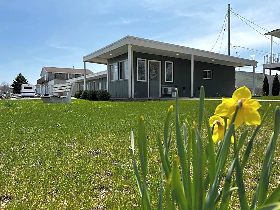 The Cedar Motel