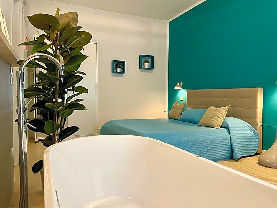 Le Coq Suites