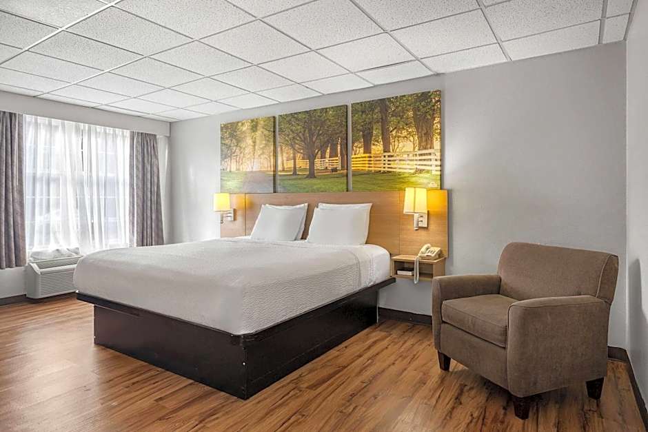 Days Inn by Wyndham Madisonville