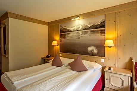 Double Room with partial Eiger View