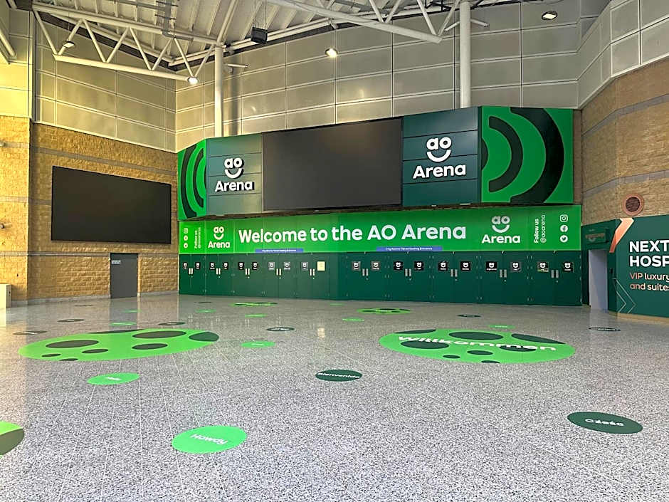 Hendham House - Near Etihad Stadium, CoOp Live Arena, AO Arena, Piccadilly Train Station & Manchester City Centre