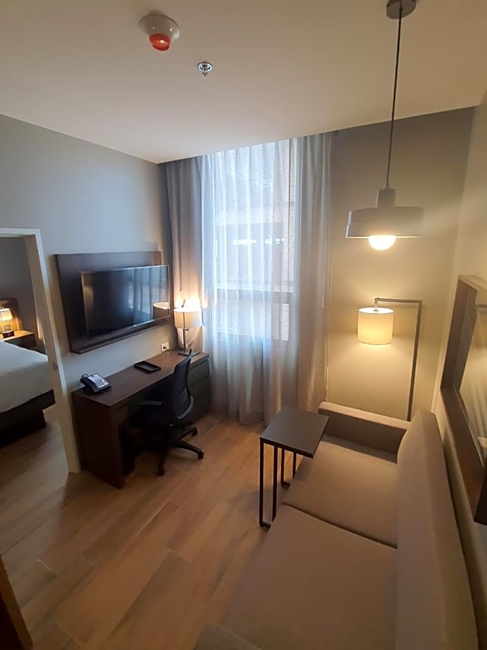Staybridge Suites Guadalajara Novena By IHG