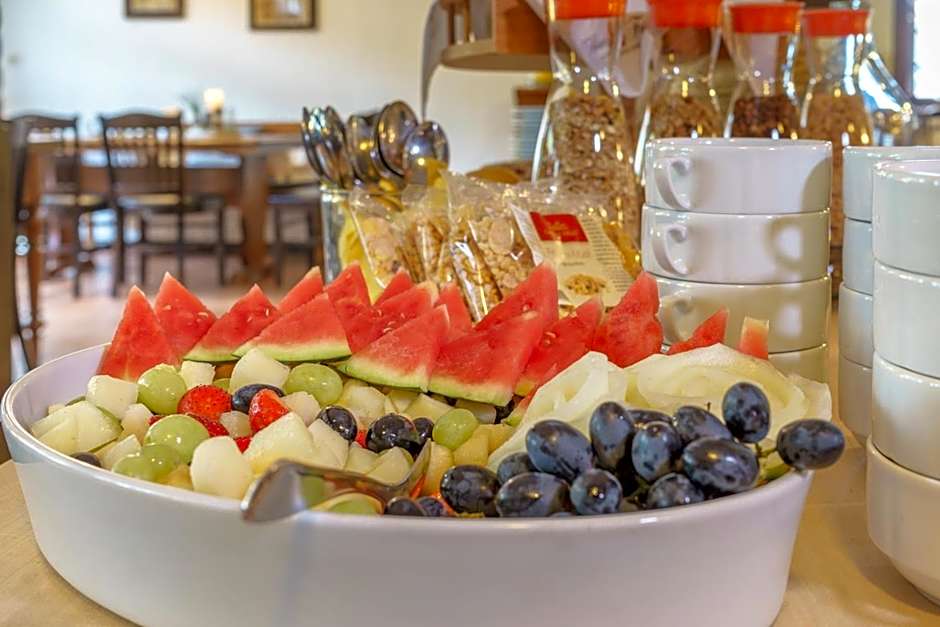 Hotel zur Post Dabringhausen - Quiet Business Hotel near Cologne and Dusseldorf Trade Fairs