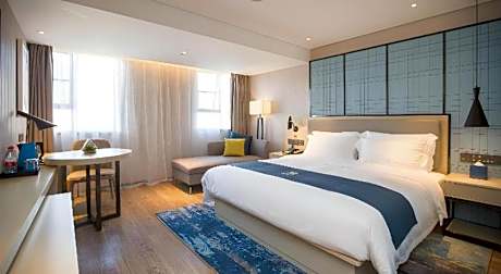 Echarm Hotel Shenzhen World Exhibition and Convention Center