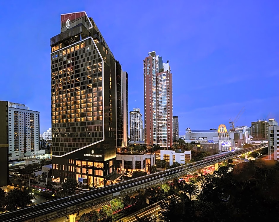 InterContinental Bangkok Sukhumvit, an IHG Hotel