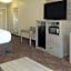 Clarion Pointe Evansville North
