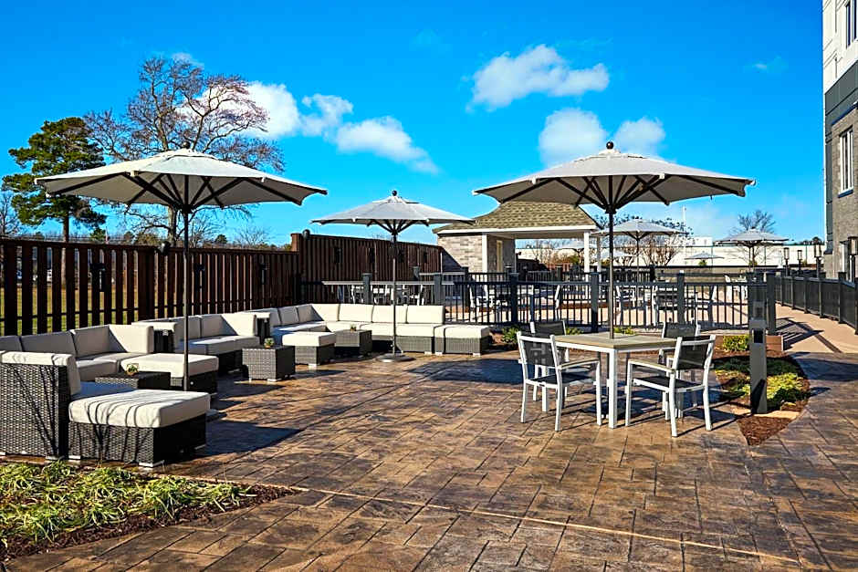 Sheraton Richmond Airport Hotel