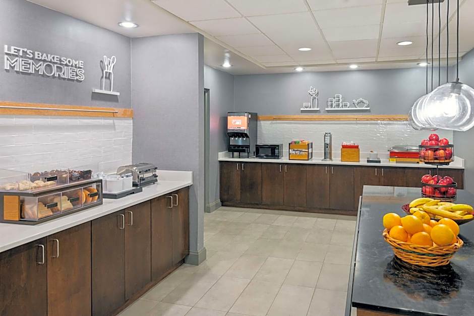 Hampton Inn By Hilton Richmond-Colonial Heights