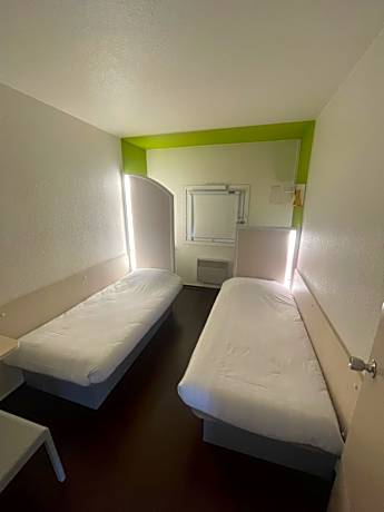 Twin Room with Shared Bathroom