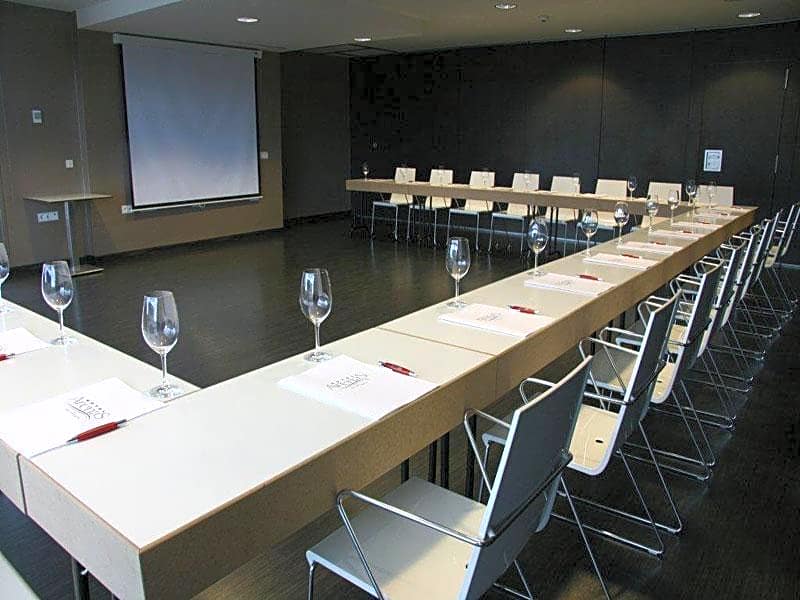 Eurostars Arenas de Pinto