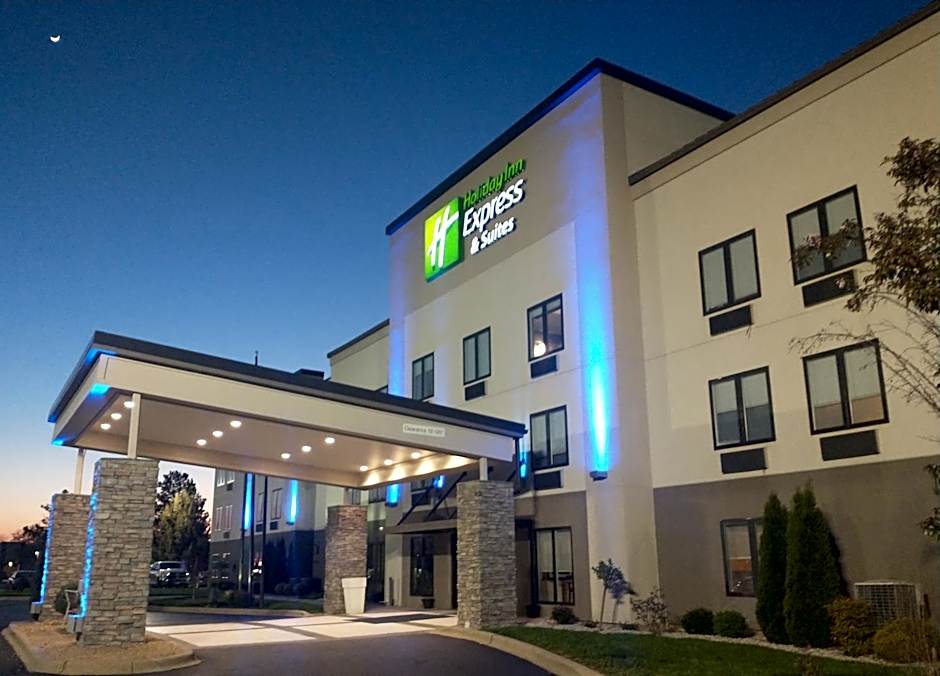 Holiday Inn Express Hotel & Suites Madison By IHG