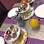 HOtello guest suites