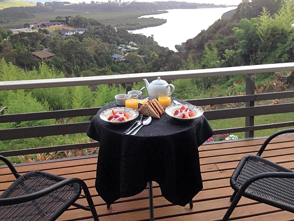 Bay Water Views Bed & Breakfast