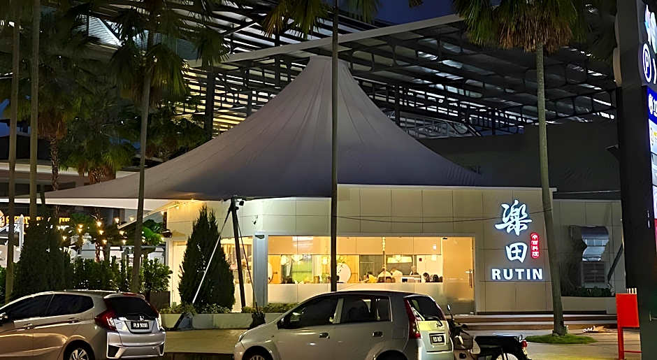 ZOOM HOTEL