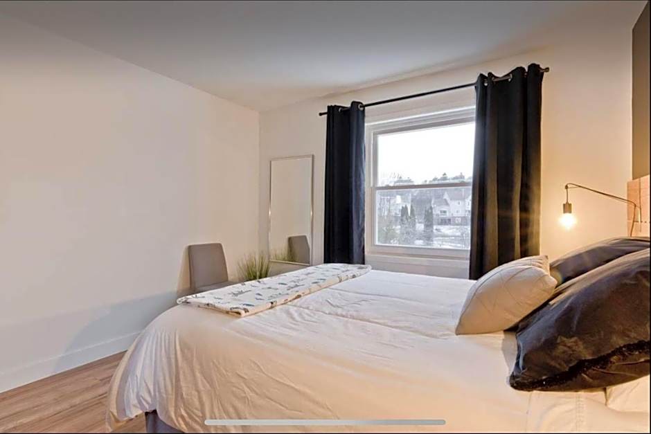 Cap Magog! Près du lac Memphrémagog et Mont Orford