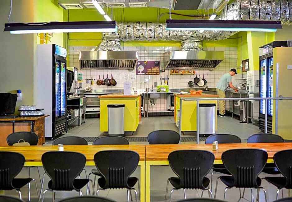 Abraham Hostel Tel Aviv