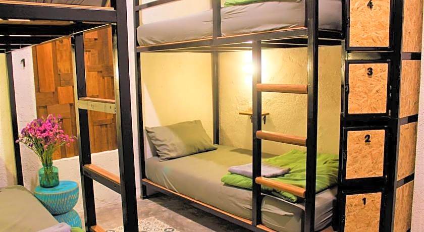 Supermoon Cozy Hostel
