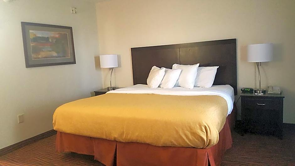 AmericInn by Wyndham Muscatine