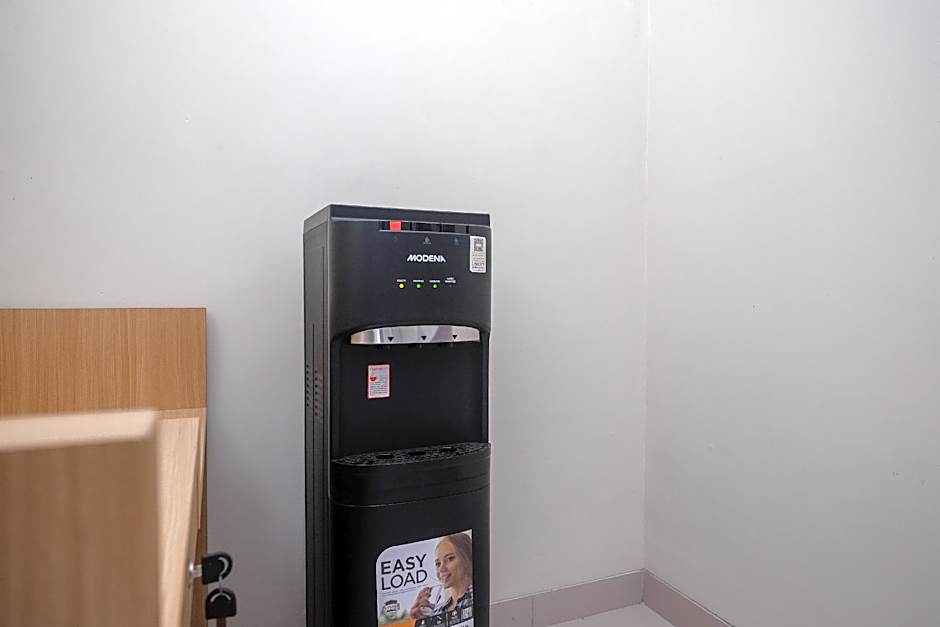 RedDoorz Plus near UMS Solo 2