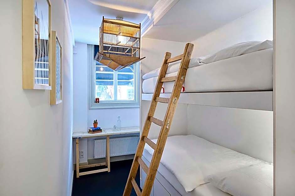 Hello I'm Local - Boutique Hostel