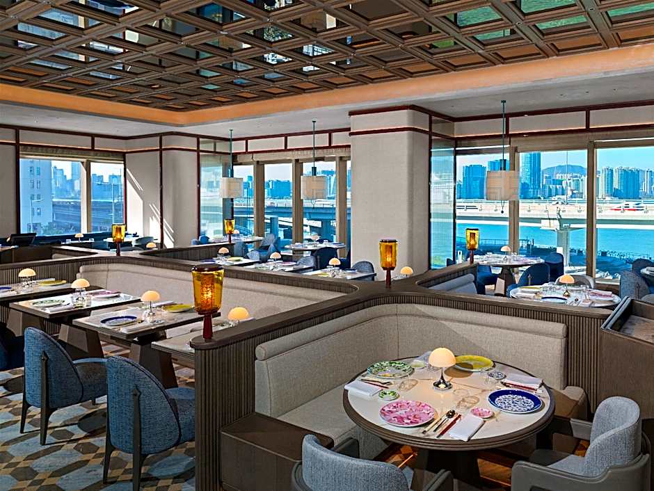 Hyatt Centric Victoria Harbour