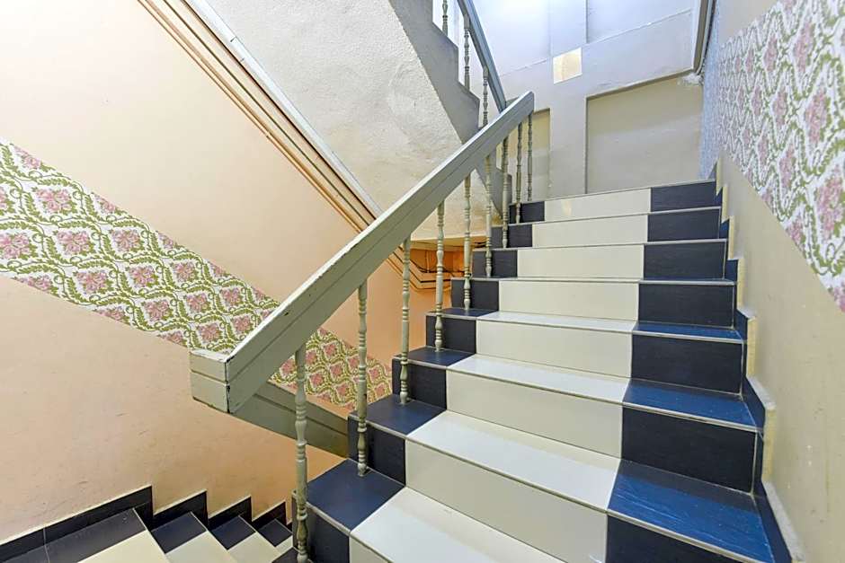 Hotel O Indah