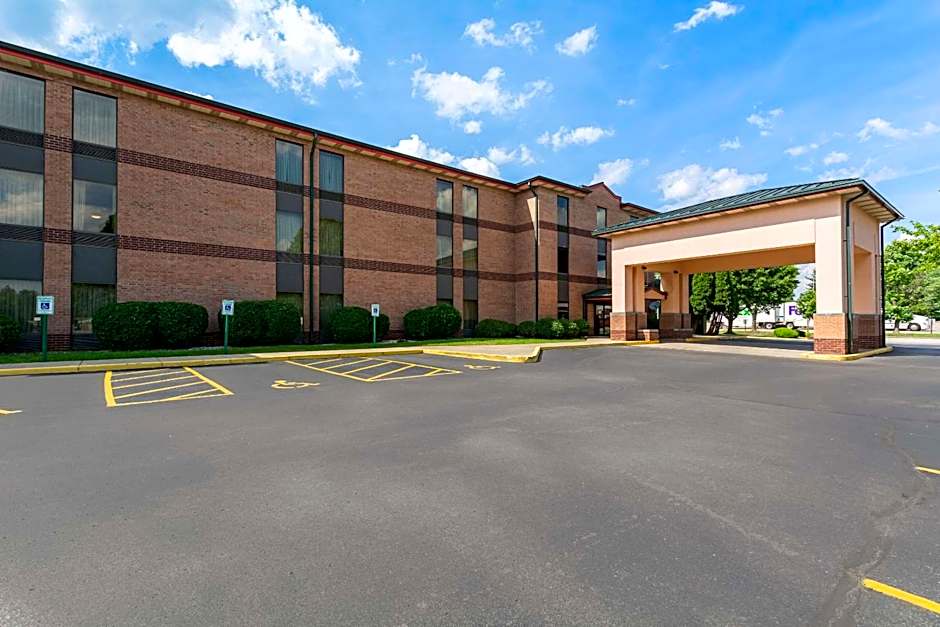 Quality Inn & Suites Sellersburg - Louisville Area