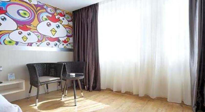 Nite And Day Batam Jodoh Square