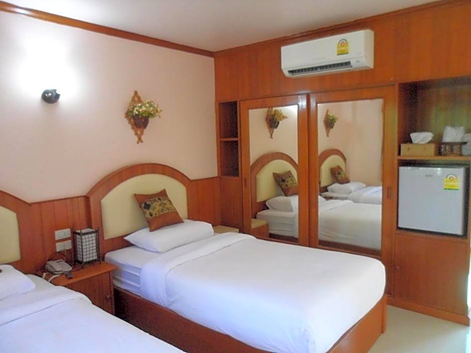 Baan Rom Mai