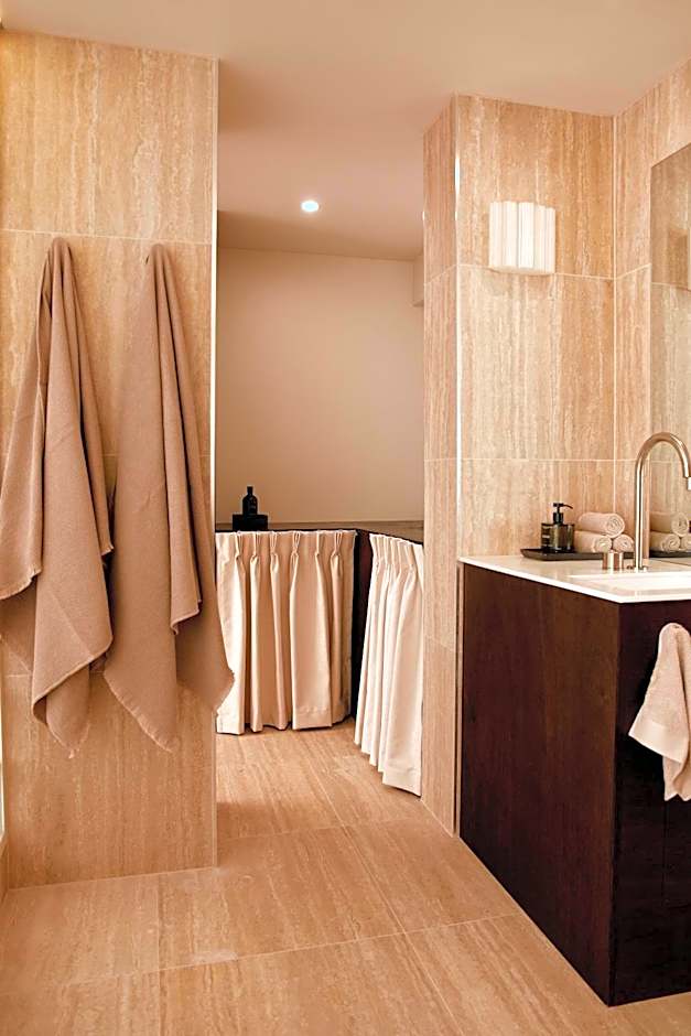 Noosa Parade Holiday Inn