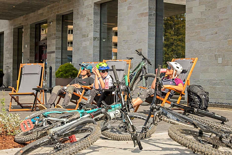 AVES Hotel&Apartment Arosa