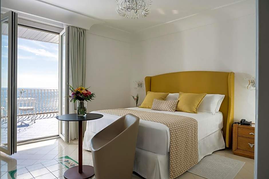 Hotel Eden Roc Suites