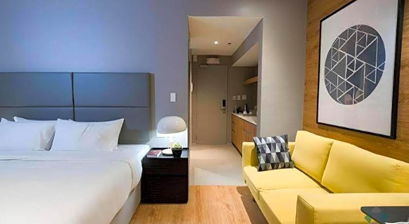Avior Hotel