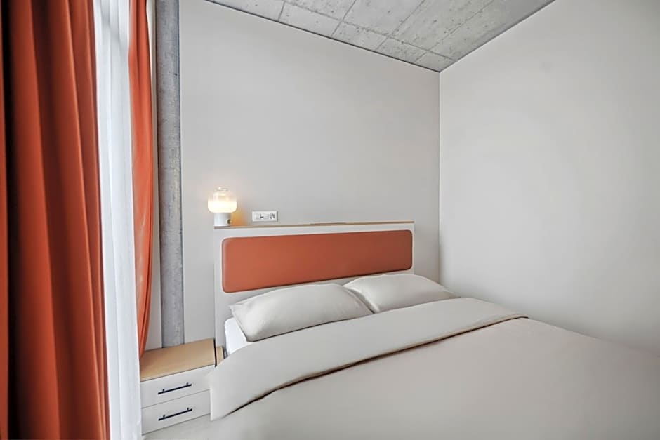 Ariv Apartments & Spaces - self check-in