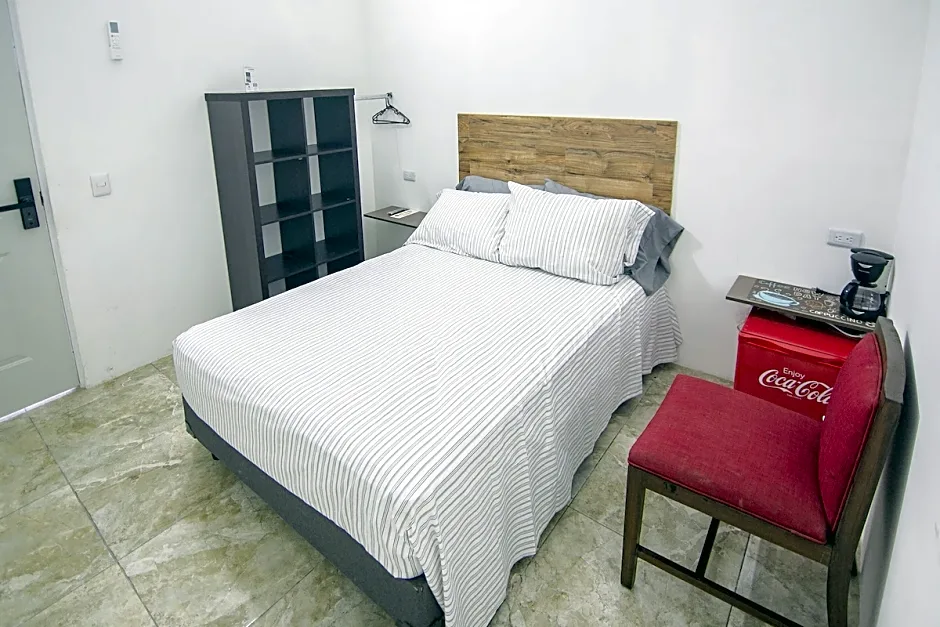 OYO Hotel Plaza Las Torres, Cabo San Lucas