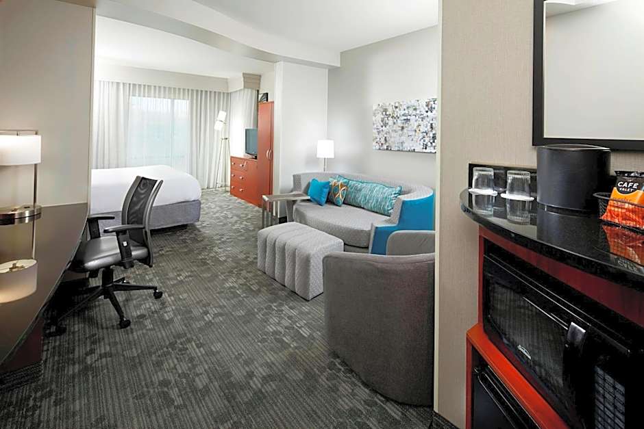 Courtyard by Marriott Pittsburgh Airport Settlers Ridge