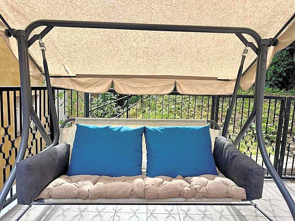 Rabbit's Loft - 2 Bedrooms, Theme Room, Free Parking