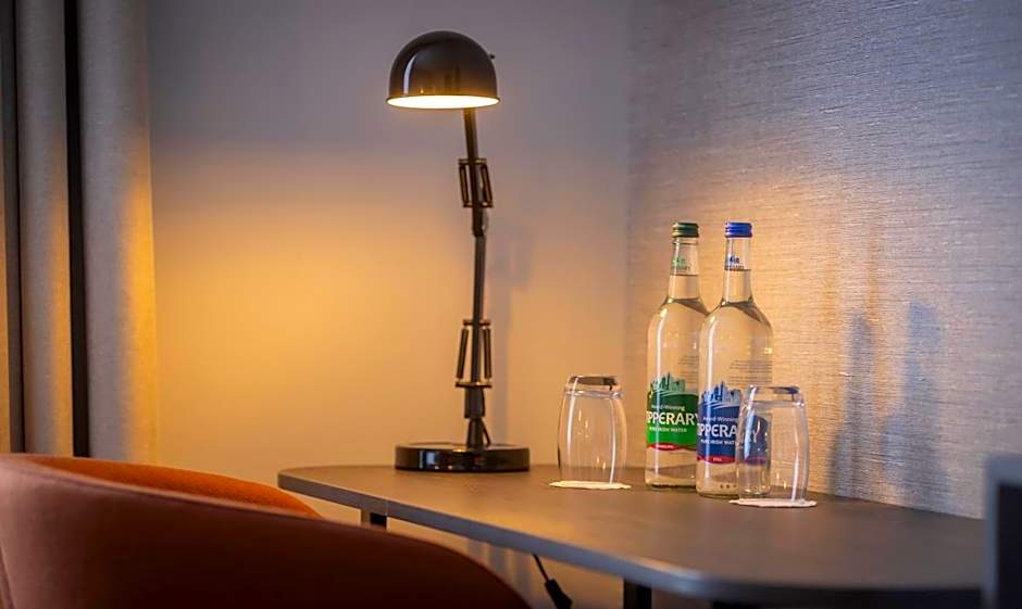 Leonardo Hotel Galway - Formerly Jurys Inn